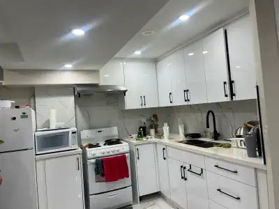 Room Available for rent for a girl ( in sharing and private) 1 minute walk to bus stop Near Erin Mil...