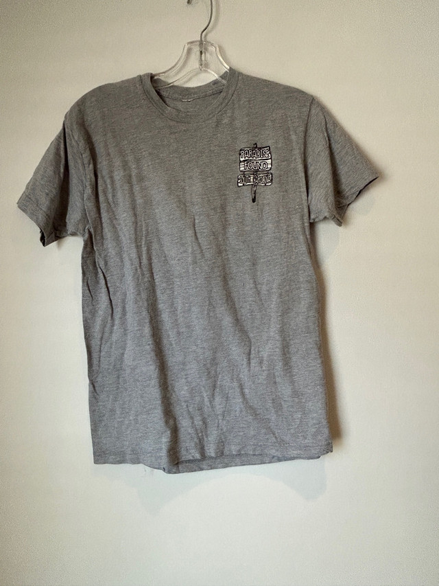  Men’s gray T-shirt, size medium in Men's in London