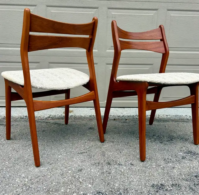 Teak Vintage Mid Century Modern Dining Chairs  in Dining Tables & Sets in Oshawa / Durham Region - Image 9