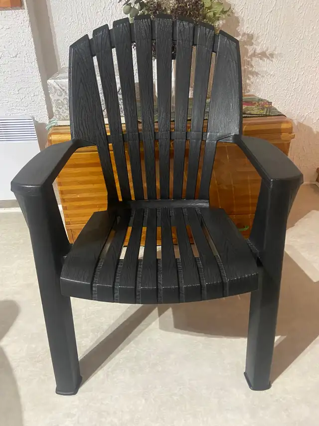 Chaise de patio in Chairs & Recliners in Thetford Mines - Image 3