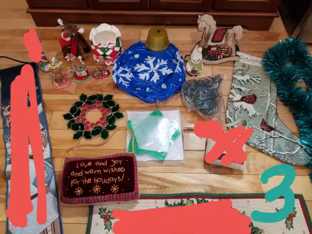 Christmas Decor- Dancing Stuffies, Wall Art & much more in Holiday, Event & Seasonal in Ottawa - Image 4