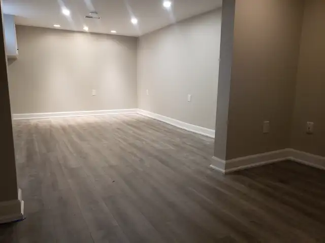 Cavalry Renovations - Flooring Installation - Finish Carpentry in Flooring in Oshawa / Durham Region - Image 7