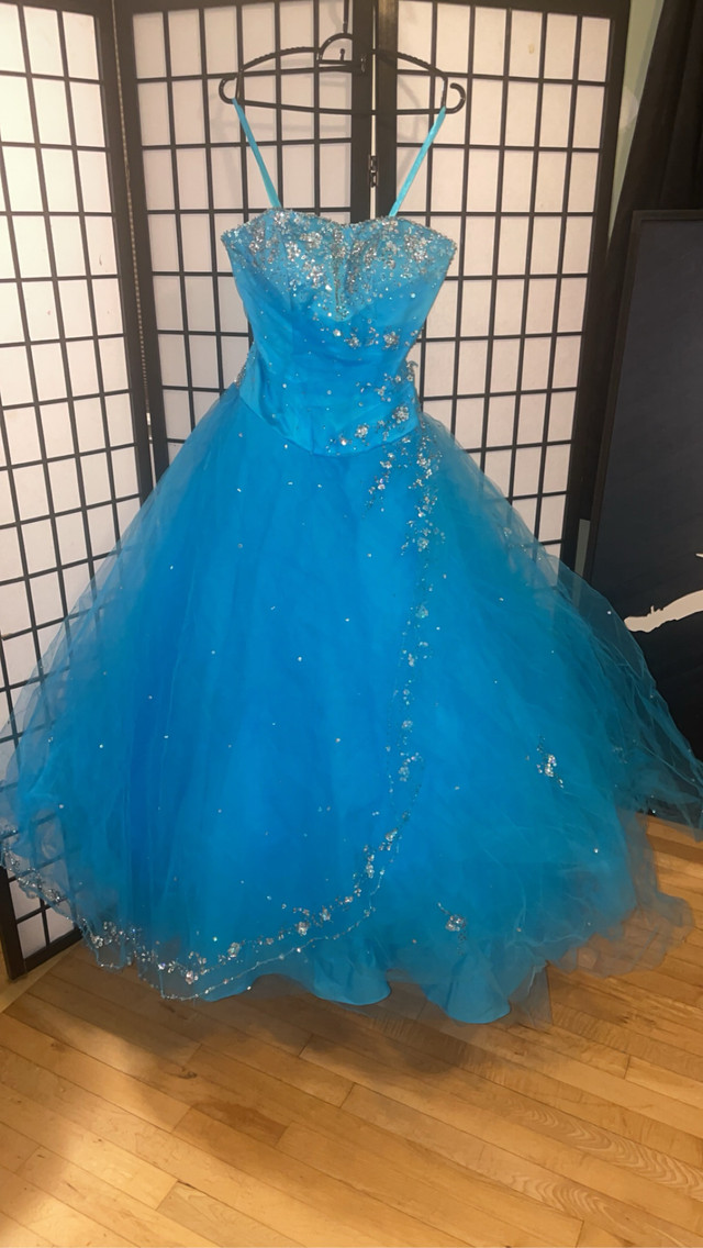 Prom dress in Women's - Dresses & Skirts in Dartmouth
