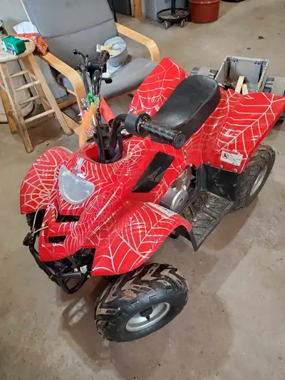 Kids gas poserez atv Needs a carb clean and runs well