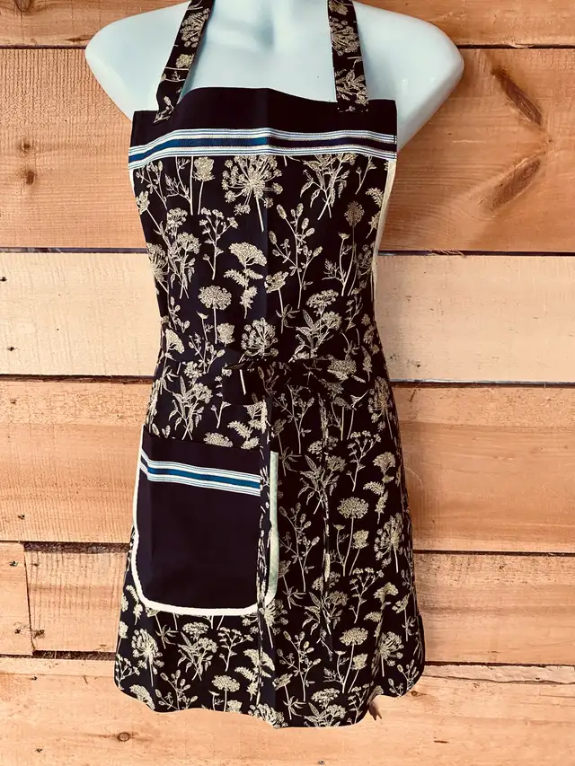 Handmade by me Apron. Elegant black and  gold design63660926626049120