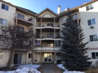 Spacious 2 bedroom second floor condo, in suite laundry and balcony. Parking assigned, covered parki...