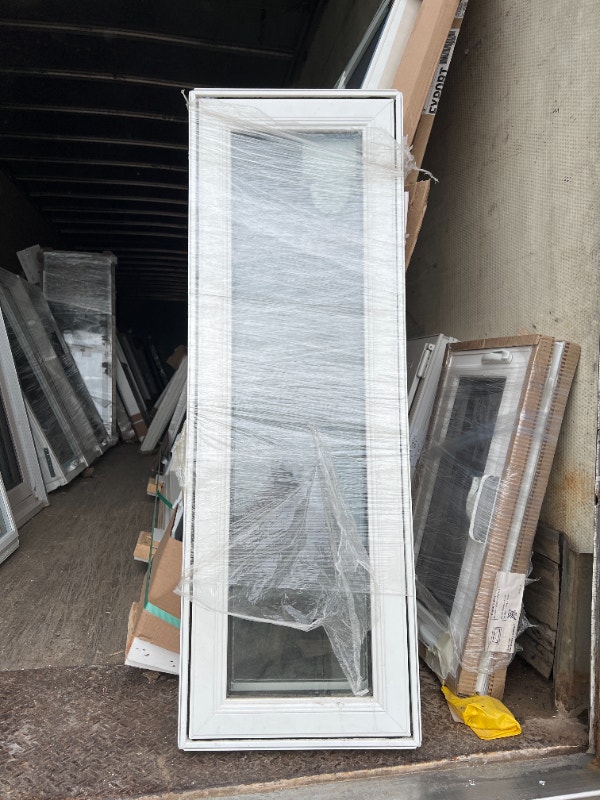15 1/4 x 45 3/4 White/White Casement Window Windows, Doors & Trim