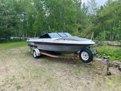 19.5’ Winner, bowrider. Runs well, recent service OMC Cobra 4.3 Good condition for 1989, newer cover...