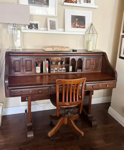 Antique Roll Top Desk incl antique swivel chair, View more