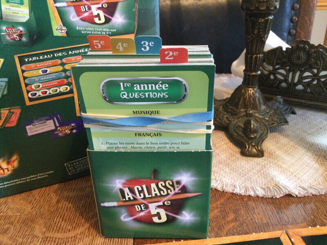 La Classe 5ème  jeu en français Educatif dans Jouets et jeux  à Laval/Rive Nord