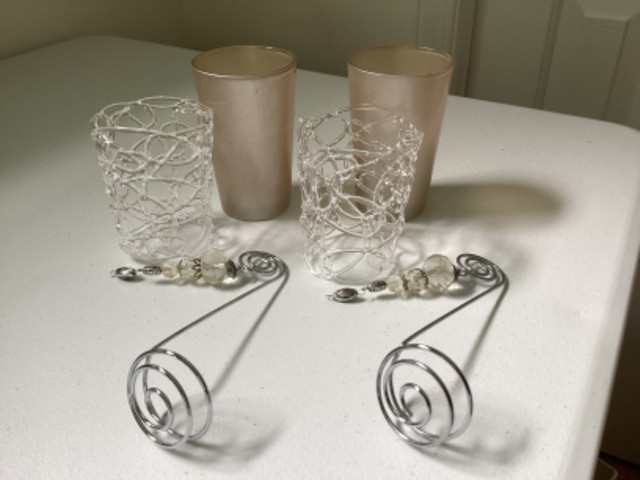 2 Glass Tea Light Candle Holders + Silver Metal Candle Lifters dans Décoration intérieure et accessoires  à Ouest de l’Île - Image 3