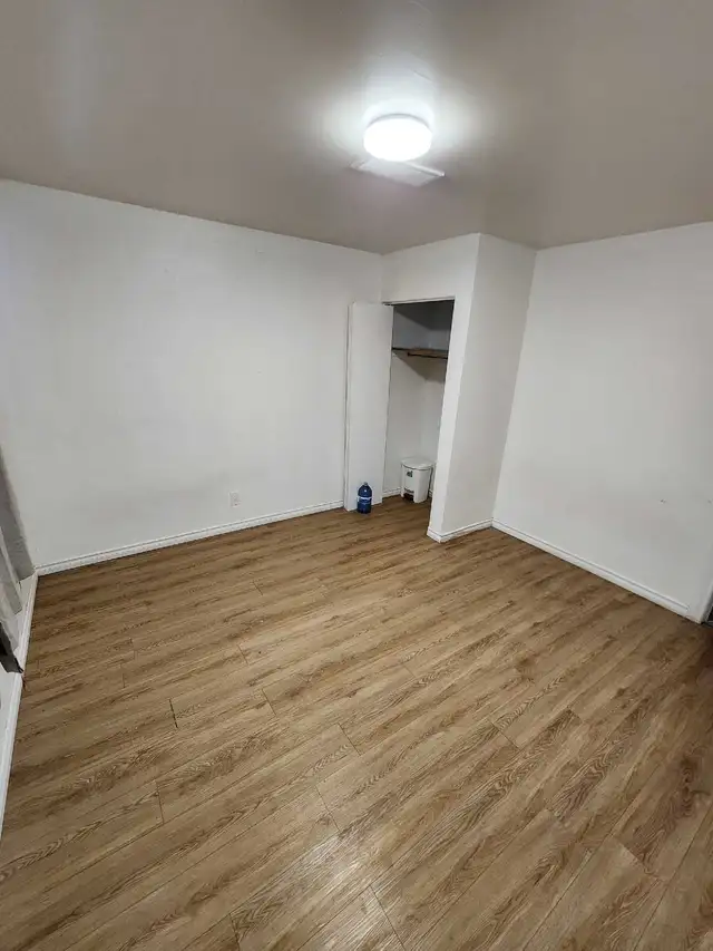 Room for Rent in Long Term Rentals in Kitchener / Waterloo - Image 2