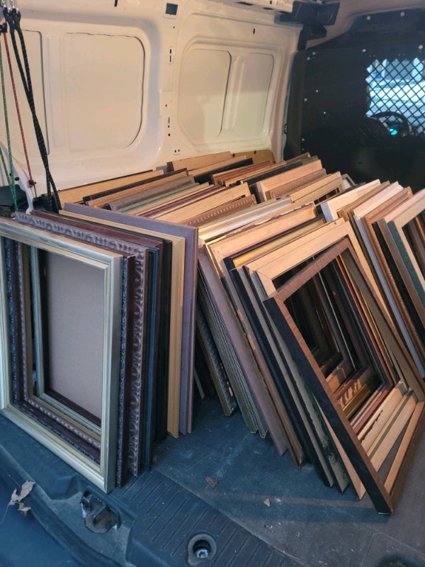 Picture Frames with 2.5 nch wide moulding 20 x 24 and 12 x 14" Home