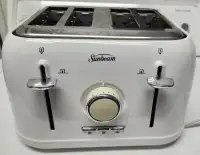Sunbeam Wide Slot 4-Slice Toaster