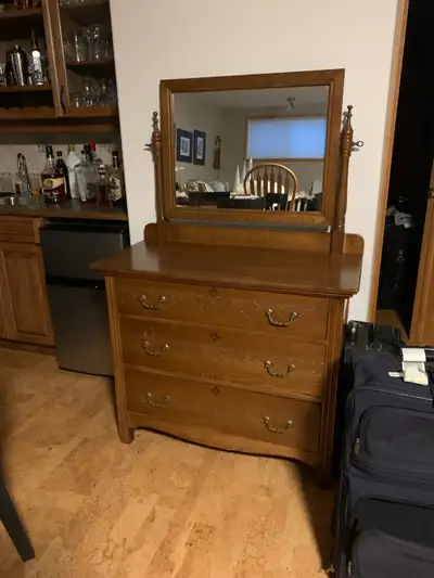 Circo 1920 dresser, View more