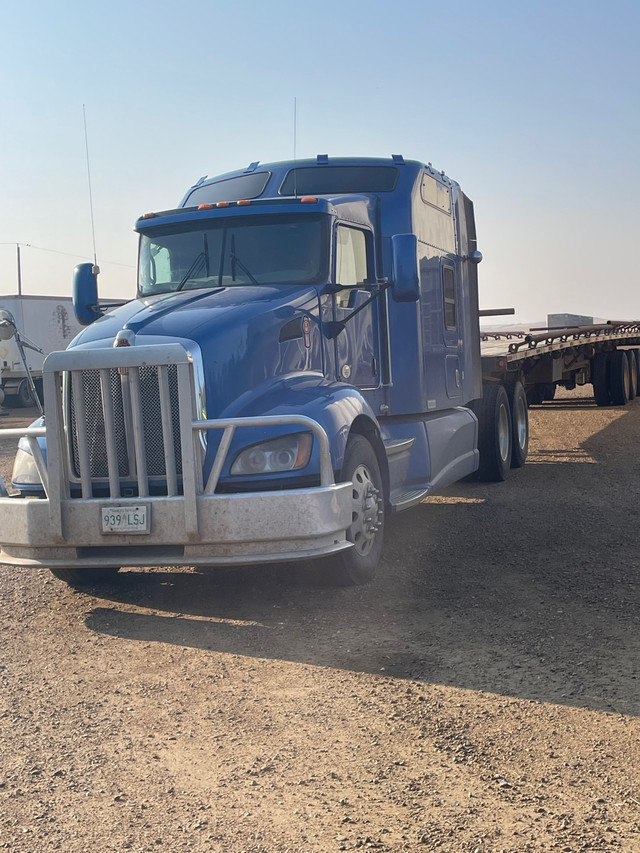 2013 t 660 in Heavy Trucks in Moose Jaw - Image 2
