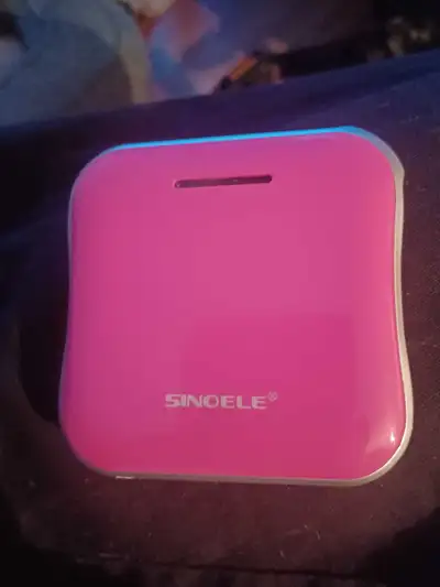 Sinoele 10,000Mah (36Wh) Jade Power Bank, View more