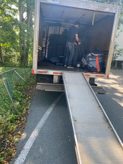 Moving services Toronto or surrounding areas to Ottawa/montreal, View more