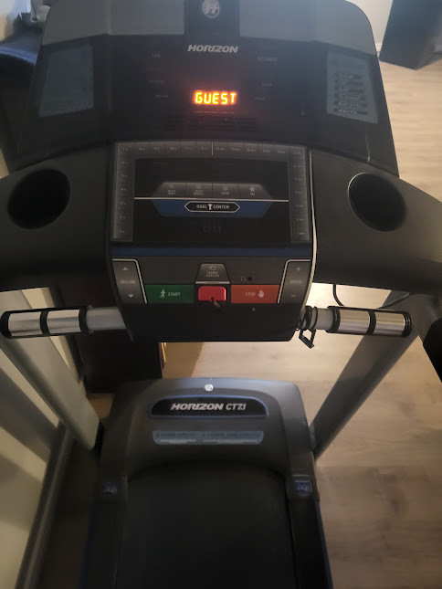 Horizon CT7.1 Treadmill (SOLD) in Exercise Equipment in Fredericton