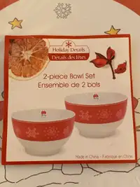 2-piece Bowl Set ( Brand New)inc. candles