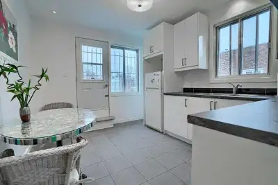Spacious and renovated 5/5 in the beautiful NDG area