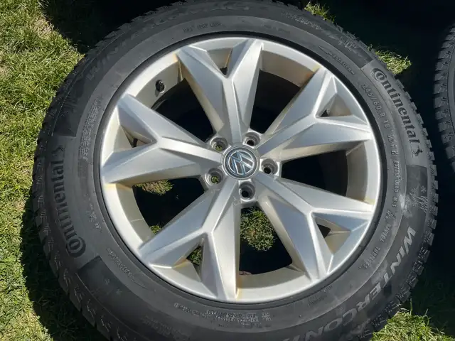 Volkswagen Atlas Rims on Continental Crosscontact winter tires  in Tires & Rims in Cambridge - Image 9
