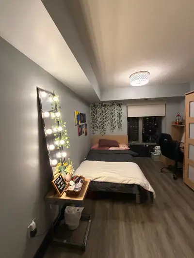 A room is available in a 4-bedroom, 4-bathroom student apartment on King Street. ✨ Apartment Feature...