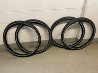 Bike Tires with Tubes - Excellent Conditions (almost brand new)