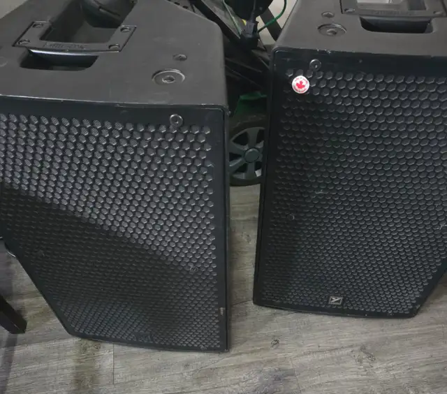 YORKVILLE PS12P 12" Powered Speaker Pair 1400 watts, 4400 peak