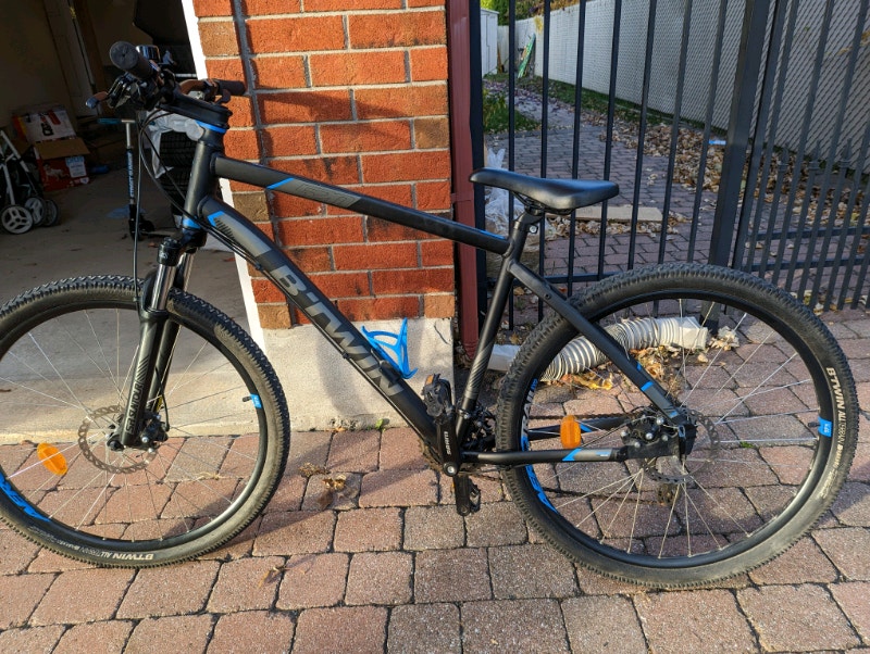 Decathlon Btwin Mountain bike Rockrider 520 vélo de montagne De