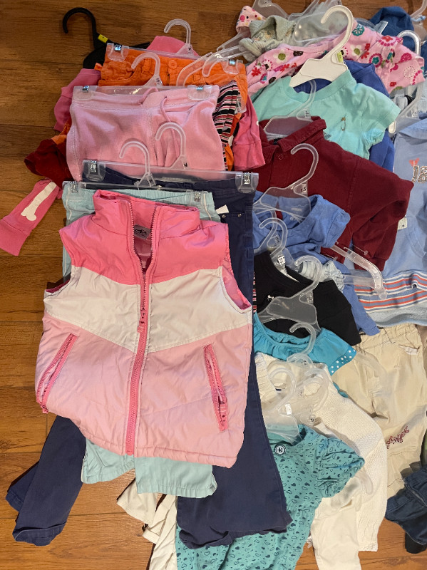 Girls clothing size 4 ~34 pieces in Clothing - 4T in Guelph - Image 2