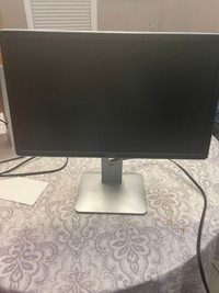 Dell P2214HB Widescreen LCD Flat Panel Monitor 22"