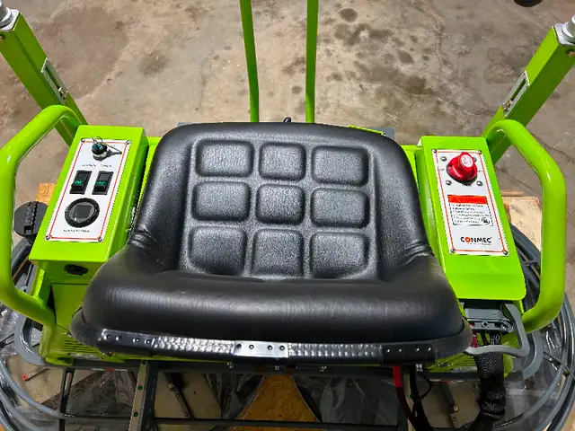 New! Conmec Electric/Battery Operated 6’ Trowel in Power Tools in Belleville - Image 6