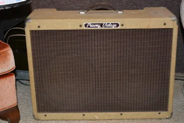 Peavey Vintage Guitar Amp in Amps & Pedals in Oshawa / Durham Region - Image 2