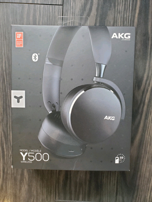 Y500 AKG Harman wireless headset in Headphones in Winnipeg