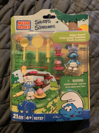 Mega Bloks The Smurfs Baker Smurf Collection. NEWl