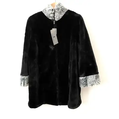 New Vintage London Fog Reversible Faux Fur Coat–Size S(Fit Large, View more