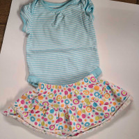 Baby girl outfit size 3-6 months 