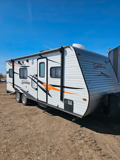 Selling our 2015 22' toy hauler. Excellent condition inside and out. Bed in the back that raises to...
