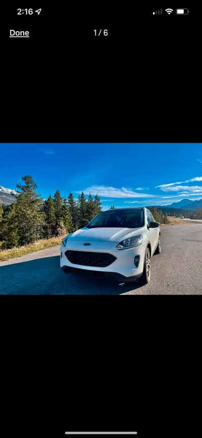 I am selling my 2021 Ford Escape Stealth , a compact SUV that offers both efficiency and versatility...