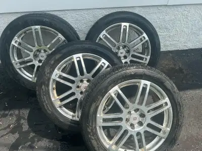 ensemble de mags Cadillac SRX sport avec pneus TOYO Open Country 20 pouces 255 50 20 700 ou prendrai...