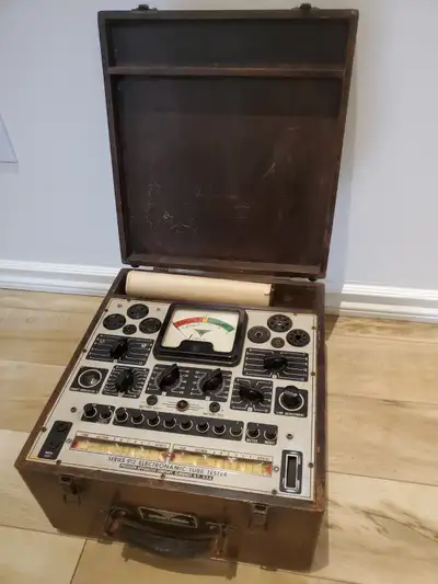 Precision Apparatus Company Series 912 Electronamic Tube Tester, View more