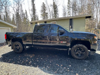 2017 Chevy Silverado LT Midnight Edition Double Cab 