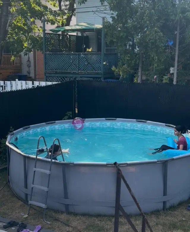 Used swimming pool. 200$491789413306214401