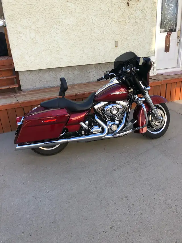 HD Streetglide 2009 in Street, Cruisers & Choppers in Regina - Image 3