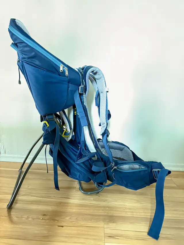 Rental - Deuter Kid Comfort Pro – Child Carrier Backpack in Strollers, Carriers & Car Seats in Gatineau - Image 3