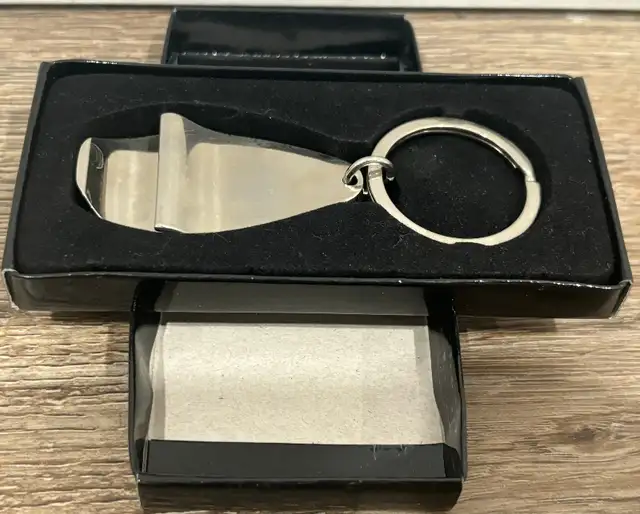 Bottle Openers65120781528194127
