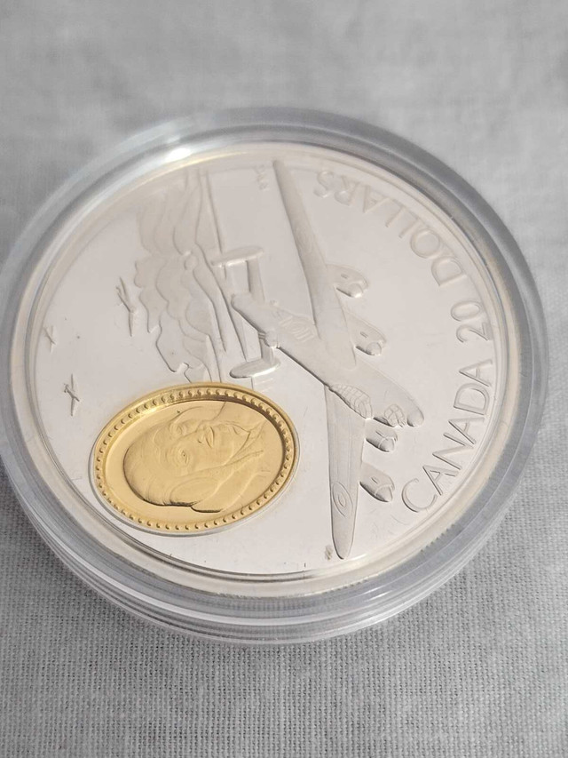 1990 $20 Aviation Series: Avro Lancaster - Sterling Silver Coin  in Arts & Collectibles in City of Toronto - Image 3