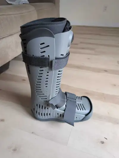 Orthopedic Walker Boot size Large, View more