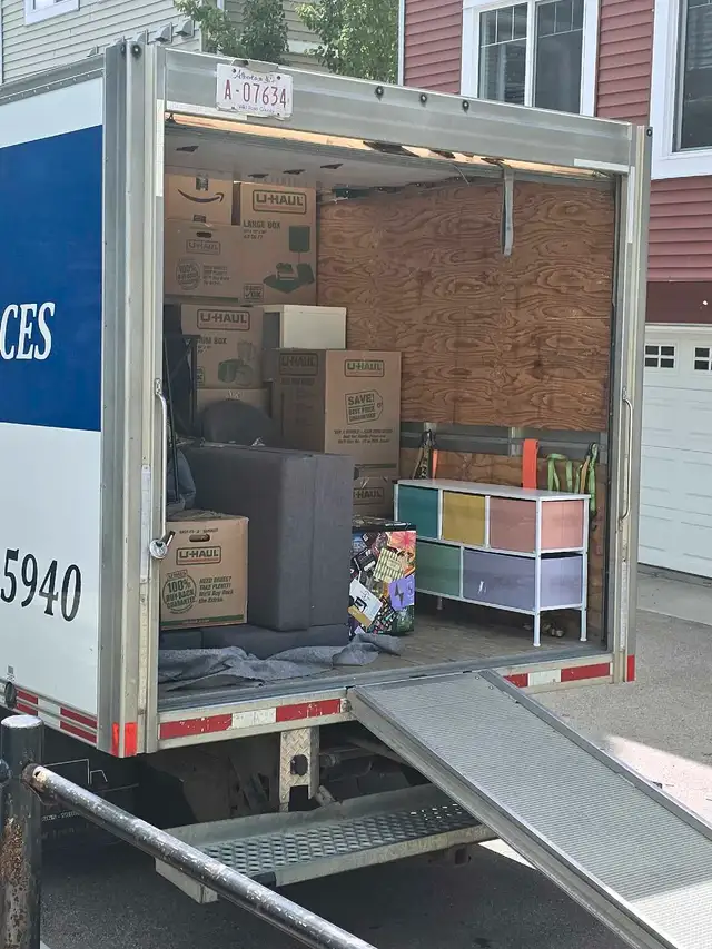 $80 per hour for 2 movers62863721610243127